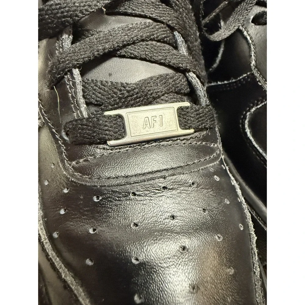 Nike Air Force 1 Low Triple Black Mens 7 Womens 8.5 Youth 7